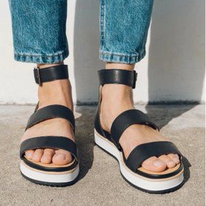 New With Tags/Box - Soludos Cara City Sandals